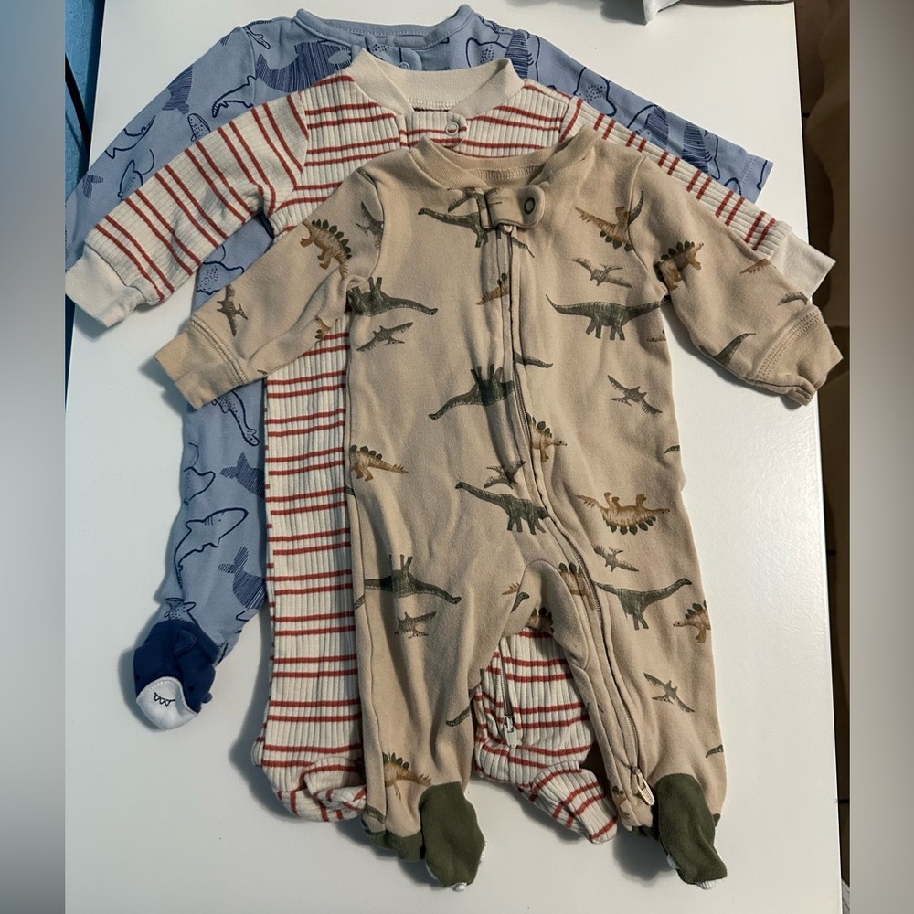 3 piece pajamas from carters baby boy